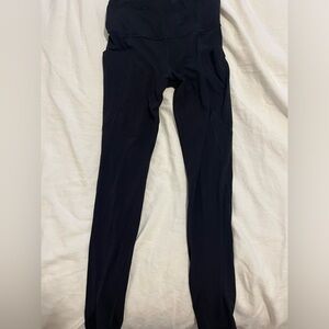 ATHLETA BLACK STRETCHY LEGGINGS WITH POCKETS